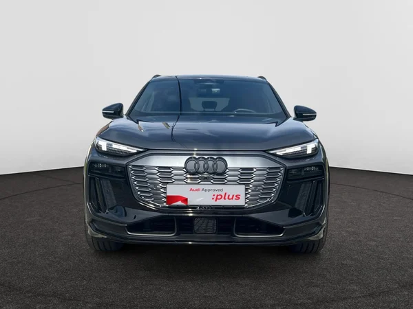 AUDI Q6 e-tron (2026) — foto 18 van 24