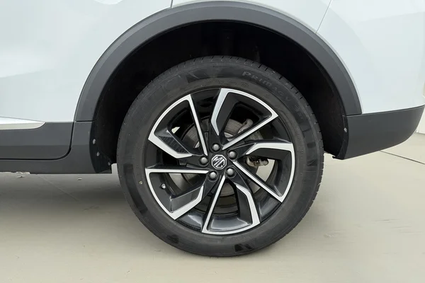 MG Zs (2024) — foto 16 van 19
