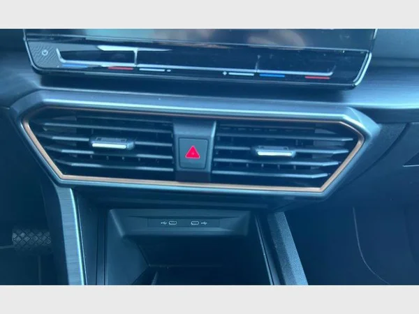 Cupra Formentor (2022) — foto 14 van 32