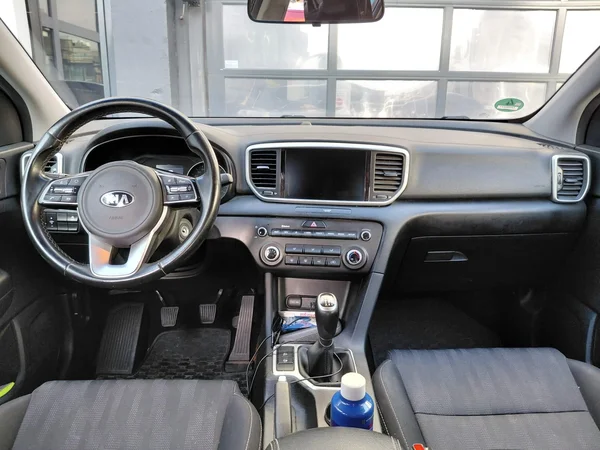 Kia Sportage (2021) — foto 10 van 13