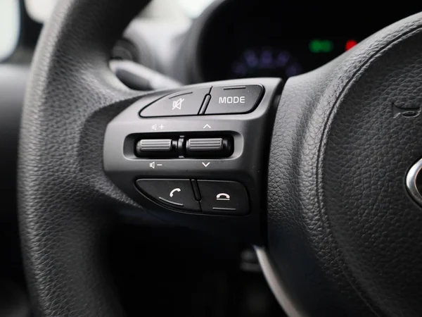 Kia Picanto (2021) — foto 9 van 36