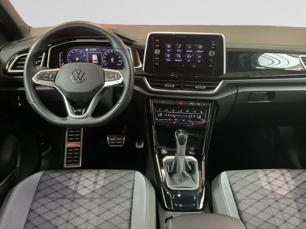 VOLKSWAGEN T-Roc (2024) — foto 2 van 22