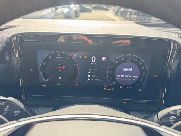 SKODA Kodiaq (2025) — foto 6 van 24