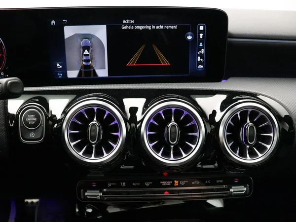 Mercedes-Benz A-Klasse (2023) — foto 10 van 32