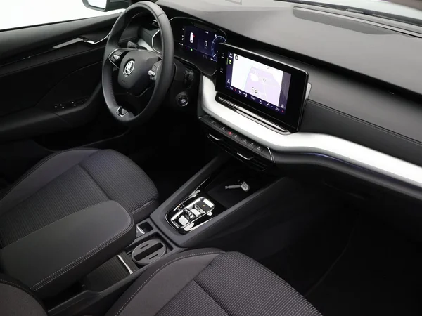 SKODA Octavia Combi (2024) — foto 18 van 24