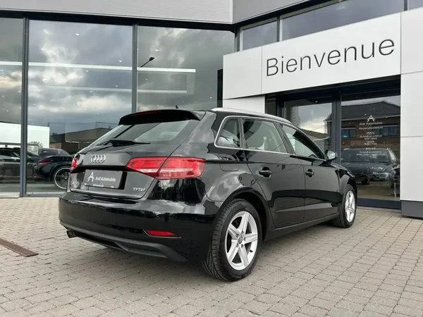 Audi A3 (2019) — foto 13 van 18