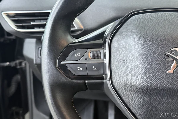 Peugeot 3008 (2019) — foto 5 van 23