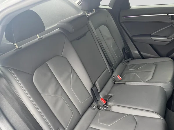 AUDI Q3 Sportback (2025) — foto 4 van 20