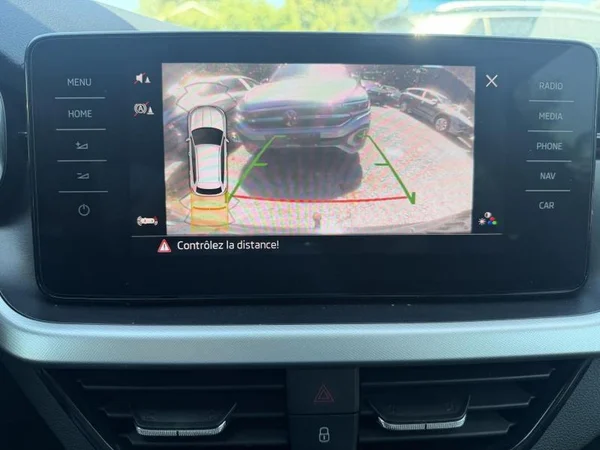 SKODA Kamiq (2021) — foto 17 van 27