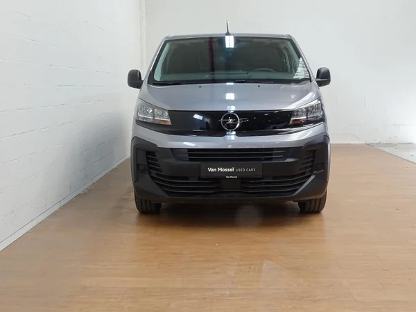 Opel Vivaro (2025) — foto 22 van 24