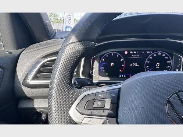 Volkswagen T-Roc (2025) — foto 9 van 30