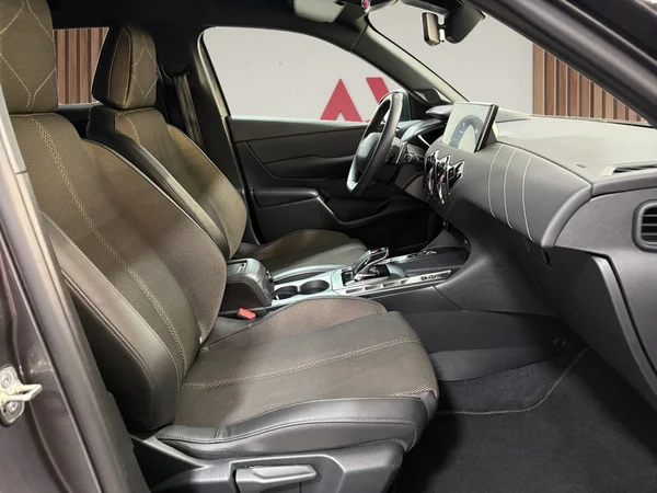 DS-Automobiles DS3-Crossback (2022) — foto 21 van 29