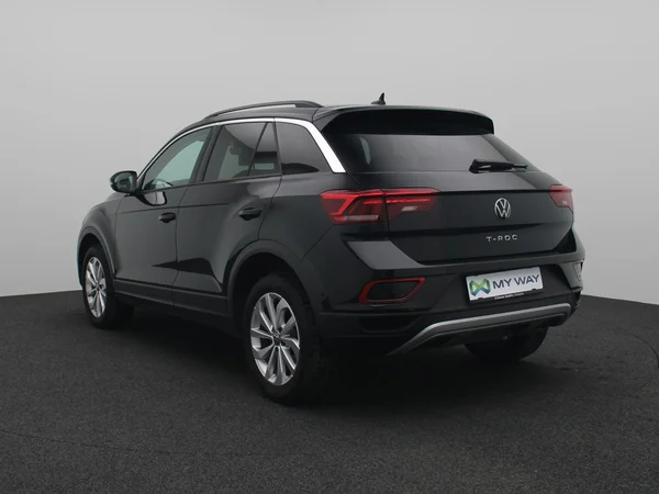 VOLKSWAGEN T-Roc (2025) — foto 6 van 17