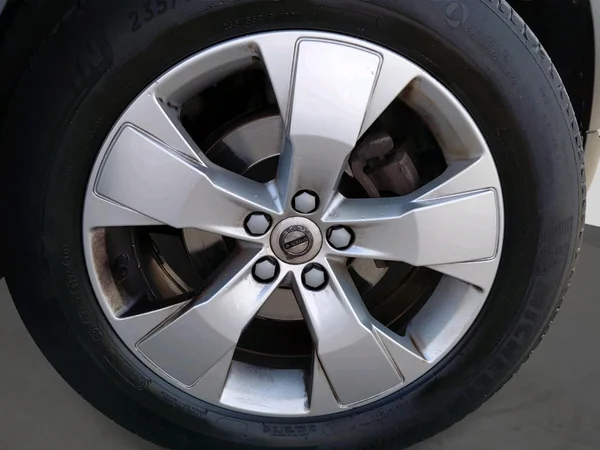 Volvo XC40 (2018) — foto 12 van 15