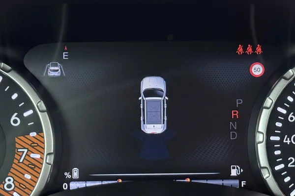 Jeep Renegade (2023) — foto 14 van 27