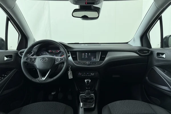 Opel Crossland (2022) — foto 20 van 20
