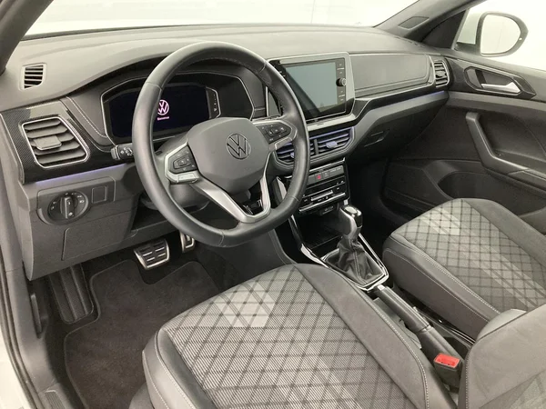 VOLKSWAGEN T-Cross (2025) — foto 33 van 35