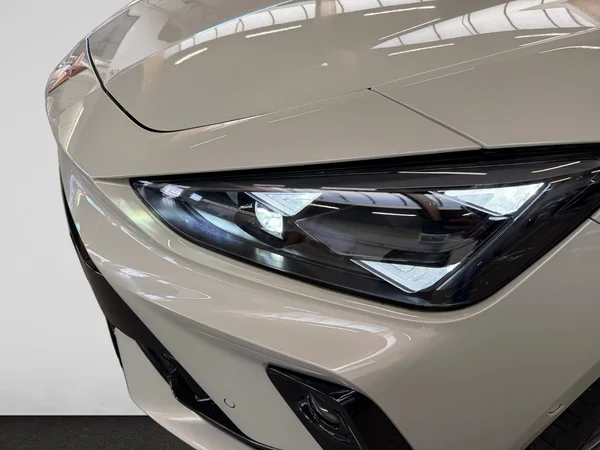 CUPRA Leon ST e-Hybrid (PHEV) (2026) — foto 8 van 24