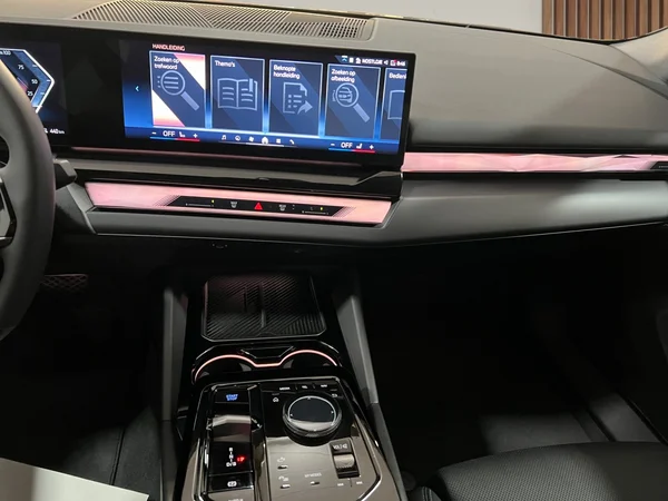 BMW i5 (2024) — foto 13 van 29