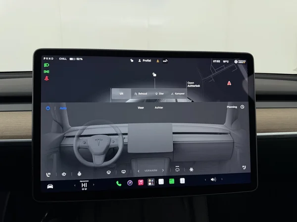 TESLA Model Y (2022) — foto 16 van 30