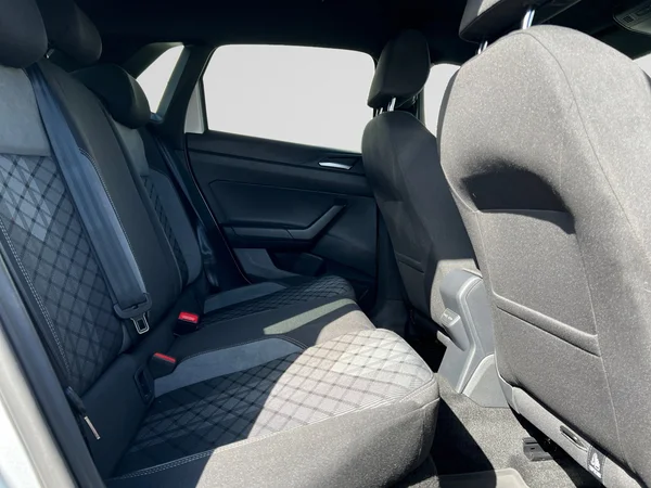 VOLKSWAGEN Polo (2023) — foto 11 van 24