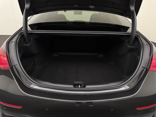 MERCEDES C 180 (2022) — foto 8 van 30
