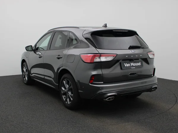 Ford Kuga (2023) — foto 12 van 45