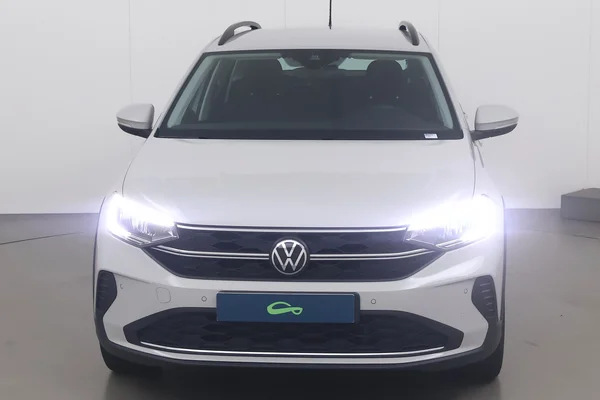 Volkswagen Taigo (2024) — foto 10 van 17