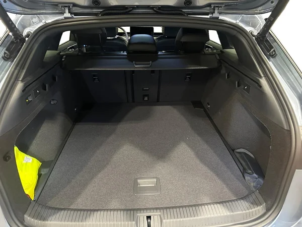 VOLKSWAGEN ID.7 Tourer (2026) — foto 13 van 23