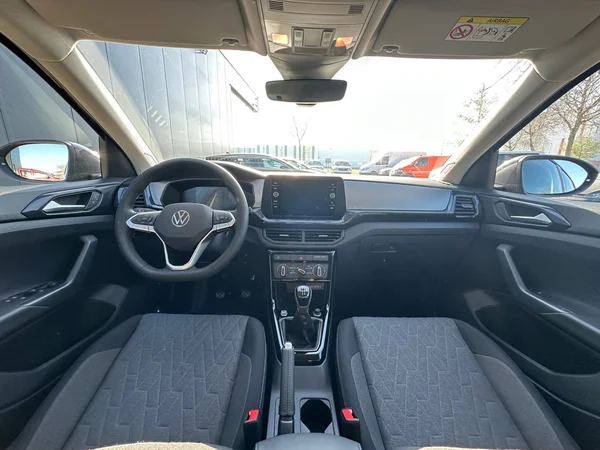 VOLKSWAGEN T-Cross (2025) — foto 14 van 18