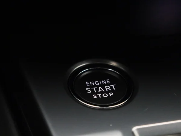 Peugeot 408 (2023) — foto 19 van 47