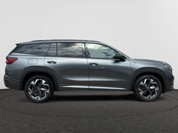 SKODA Kodiaq PHEV (2026) — foto 8 van 20