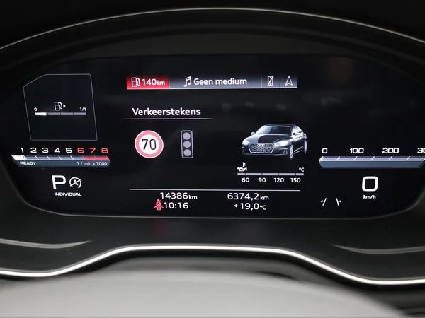 AUDI A5 Sportback (2025) — foto 8 van 24
