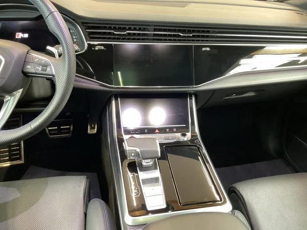 AUDI RS Q8 SUV (2025) — foto 22 van 22