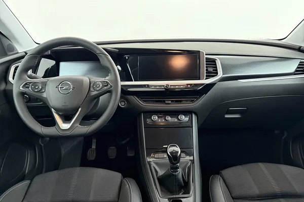 Opel Grandland (2024) — foto 8 van 24