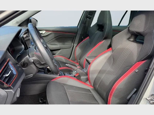 Skoda Kamiq (2022) — foto 2 van 29