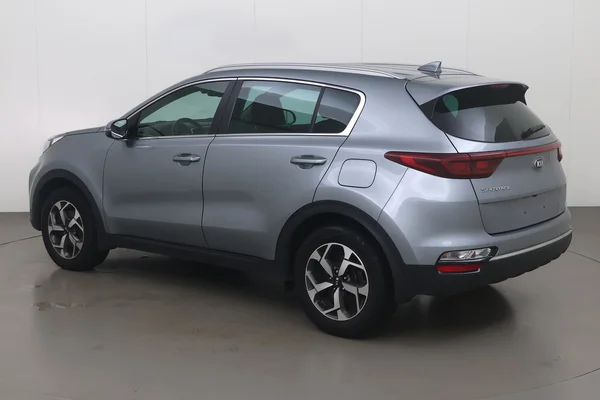 Kia Sportage (2019) — foto 17 van 23