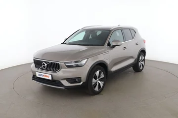 Volvo XC40 8aa87bf0-9bf4-4aae-97ea-5ffe147cfc0c