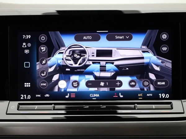 VOLKSWAGEN T7 California (2025) — foto 8 van 23