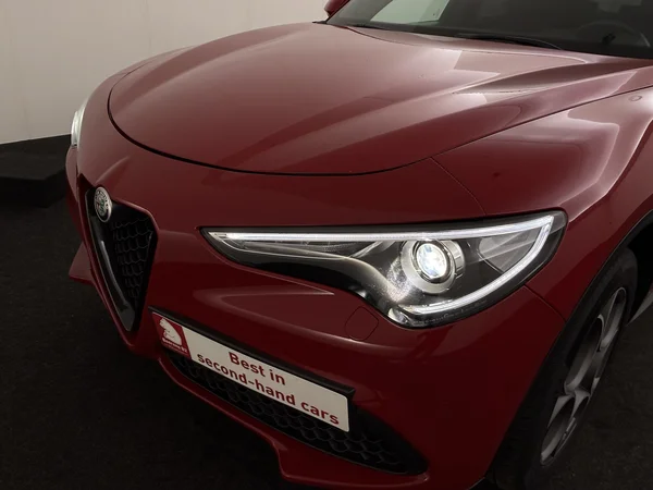 Alfa Romeo Stelvio (2022) — foto 24 van 31