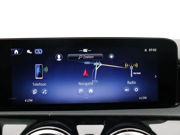 Mercedes-Benz A-Klasse (2025) — foto 6 van 38