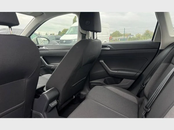 Volkswagen TAIGO (2023) — foto 16 van 24