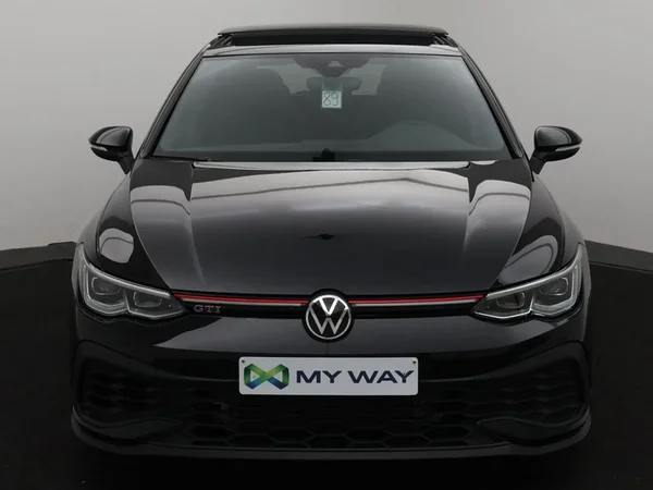 Volkswagen Golf (2021) — foto 30 van 30