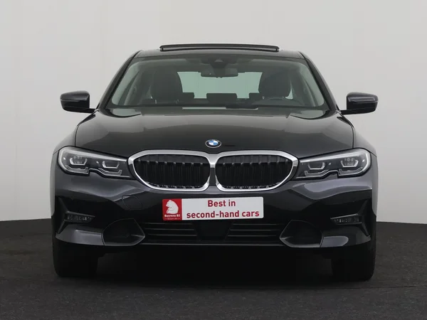 BMW 320 (2021) — foto 27 van 29