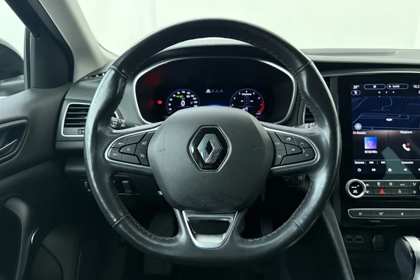 Renault Megane Berline Phase II (2021) — foto 2 van 28