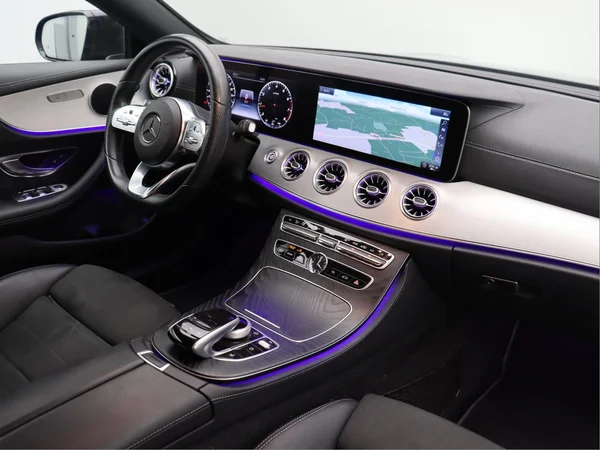 MERCEDES-BENZ Classe E Coupé (C238) (2019) — foto 7 van 13