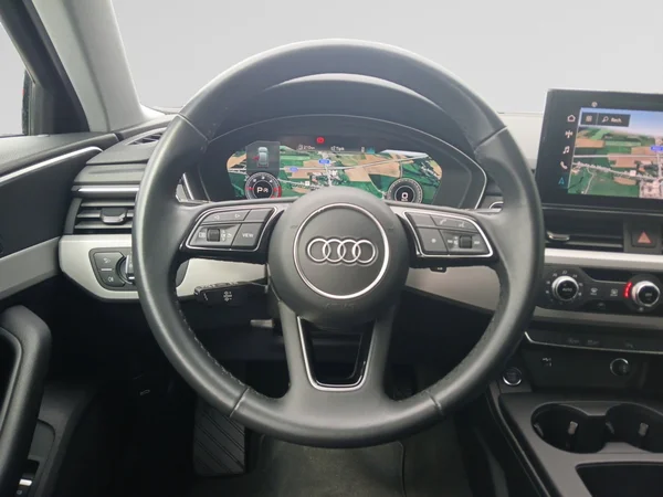 AUDI A4 Avant (2023) — foto 16 van 18