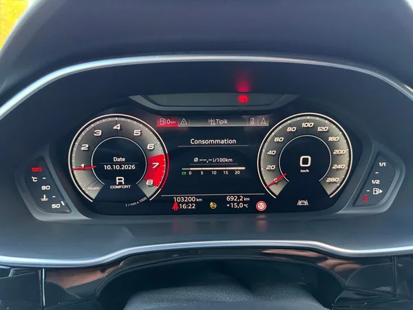 AUDI Q3 Sportback (2023) — foto 15 van 15