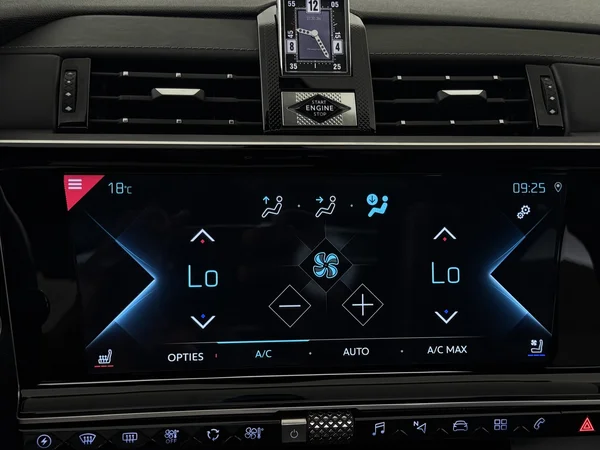 DS AUTOMOBILES DS 7 Crossback (2022) — foto 18 van 34