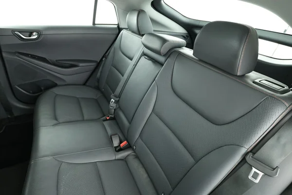 Hyundai Ioniq (2016) — foto 5 van 16